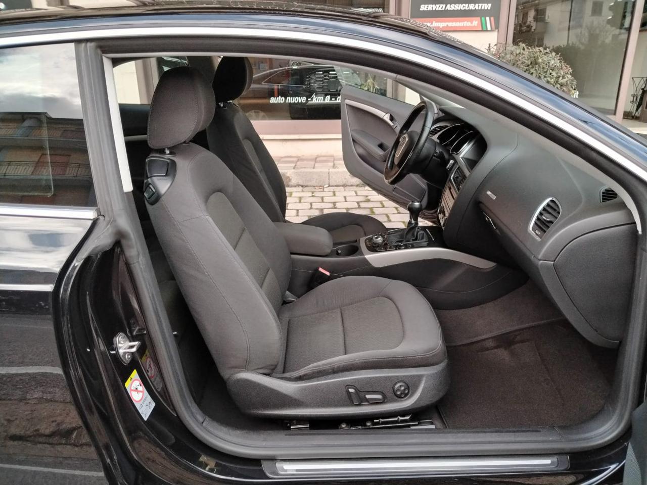 AUDI A5 2.0 TDI 170 cv. Ambiente 6M. - 10