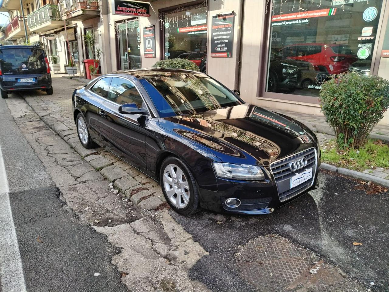 AUDI A5 2.0 TDI 170 cv. Ambiente 6M. - 4