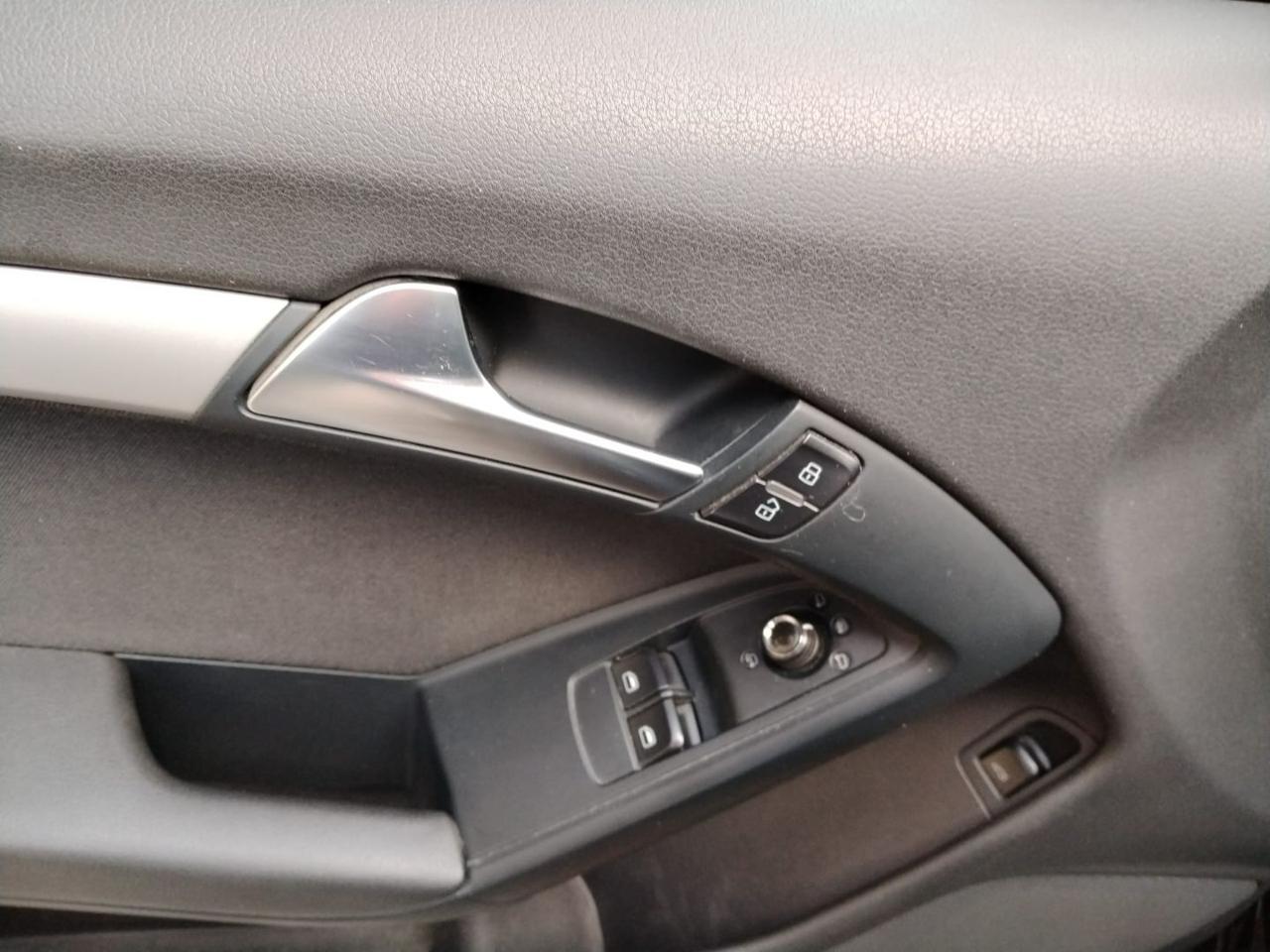 AUDI A5 2.0 TDI 170 cv. Ambiente 6M. - 18