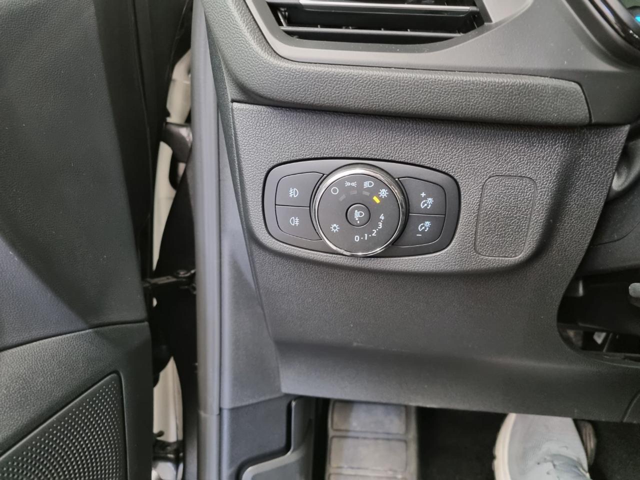 FORD Focus 1.0 EcoBoost Hybrid 155 CV Powershift SW ST-line - 23