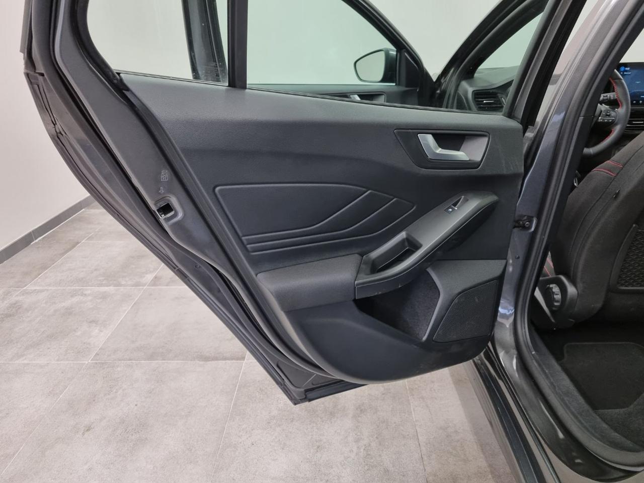 FORD Focus 1.0 EcoBoost Hybrid 155 CV Powershift SW ST-line - 25