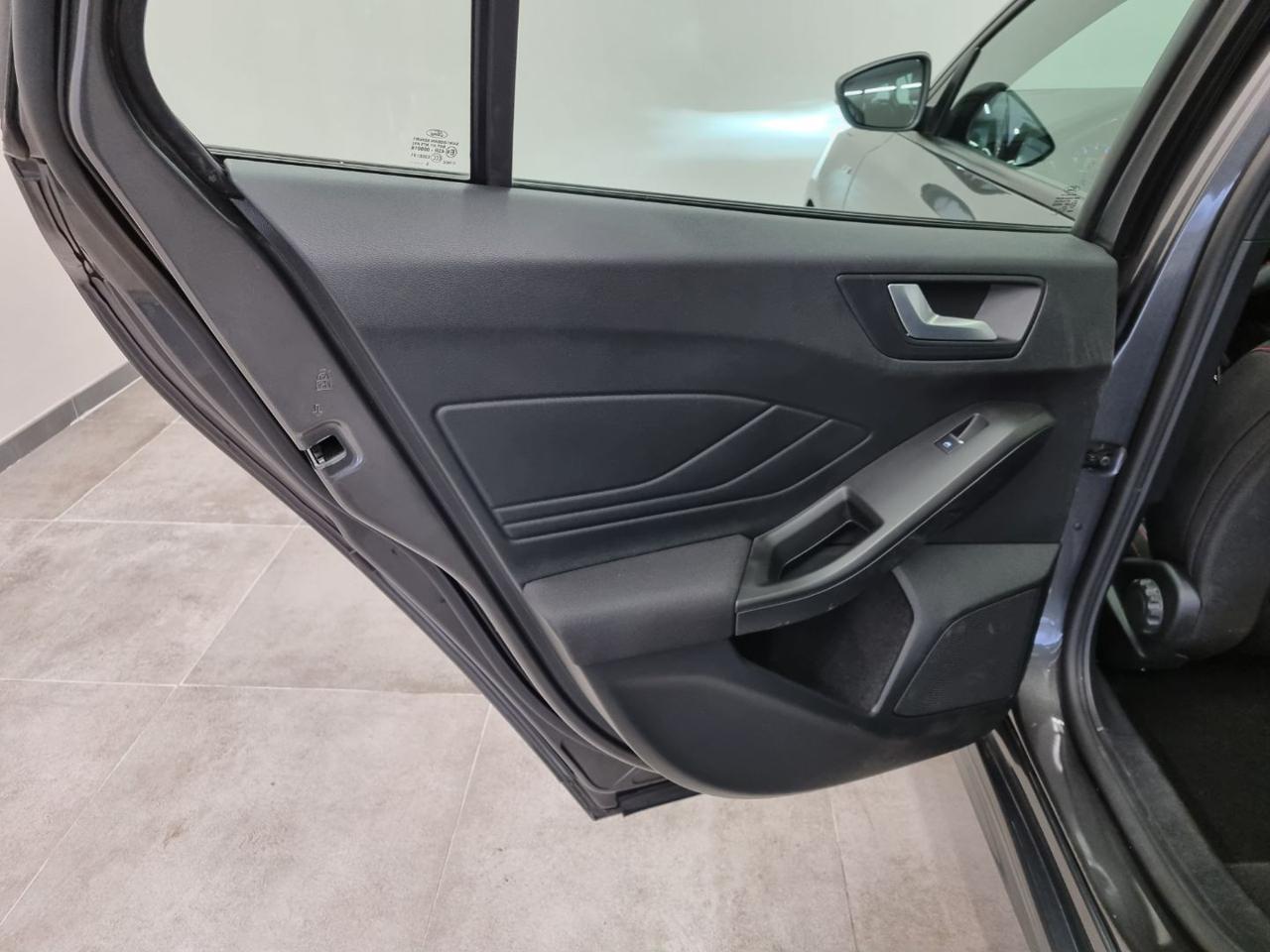 FORD Focus 1.0 EcoBoost Hybrid 155 CV Powershift SW ST-line - 24