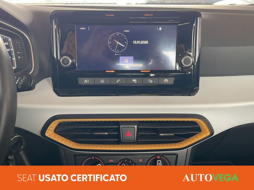 SEAT Arona 1.0 ecotsi style 110cv - 10