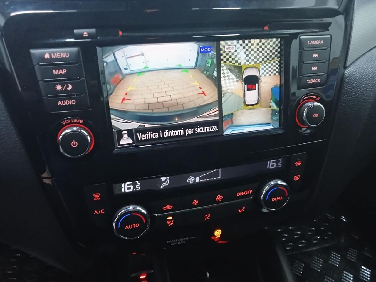 NISSAN Qashqai 1.3 DIG-T 140 CV N-Connecta - 14