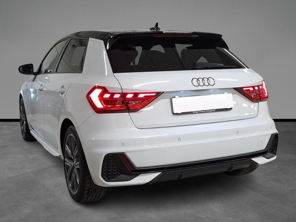 AUDI A1 SPB 35 TFSI S-tronic S-line edition - 3