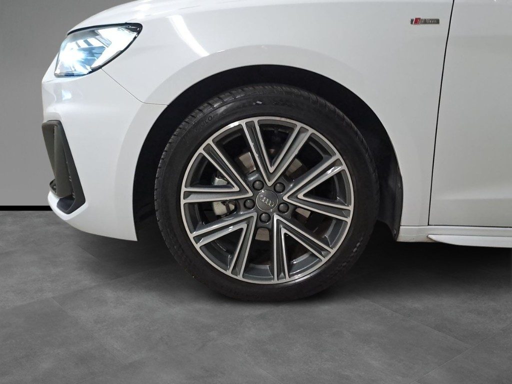 AUDI A1 SPB 35 TFSI S-tronic S-line edition - 4