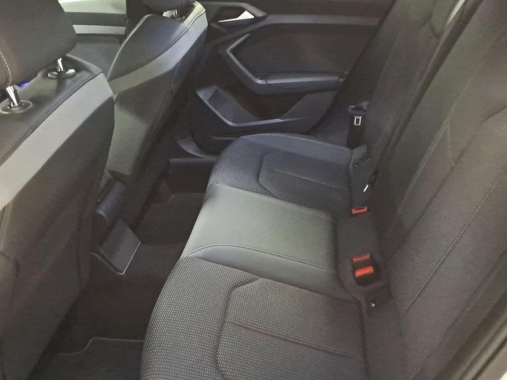 AUDI A1 SPB 35 TFSI S-tronic S-line edition - 10