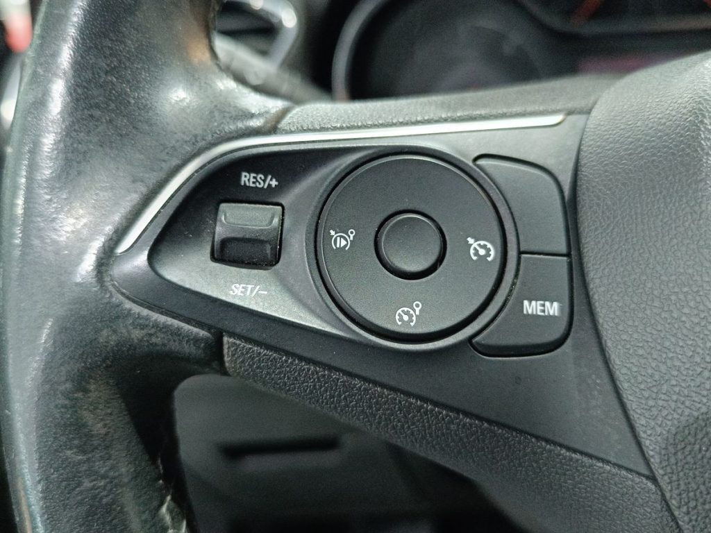 OPEL Grandland X 1.5 diesel Ecotec Start&Stop aut. Innovation - 20