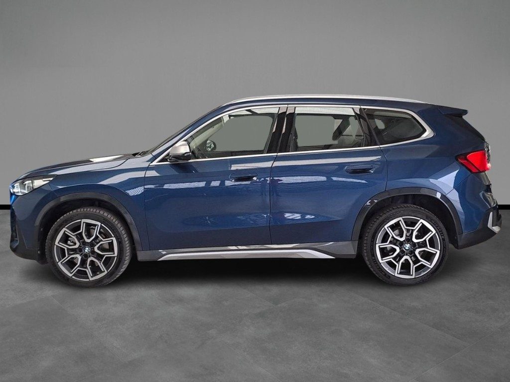 BMW X1 xDrive 23d xLine Aut. + Tetto - 3