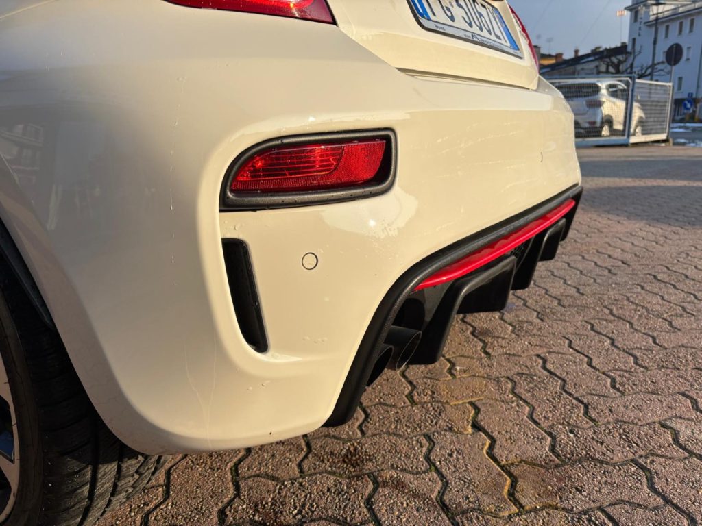 ABARTH 595 1.4T 180CV Competizione FARI XENO - 8