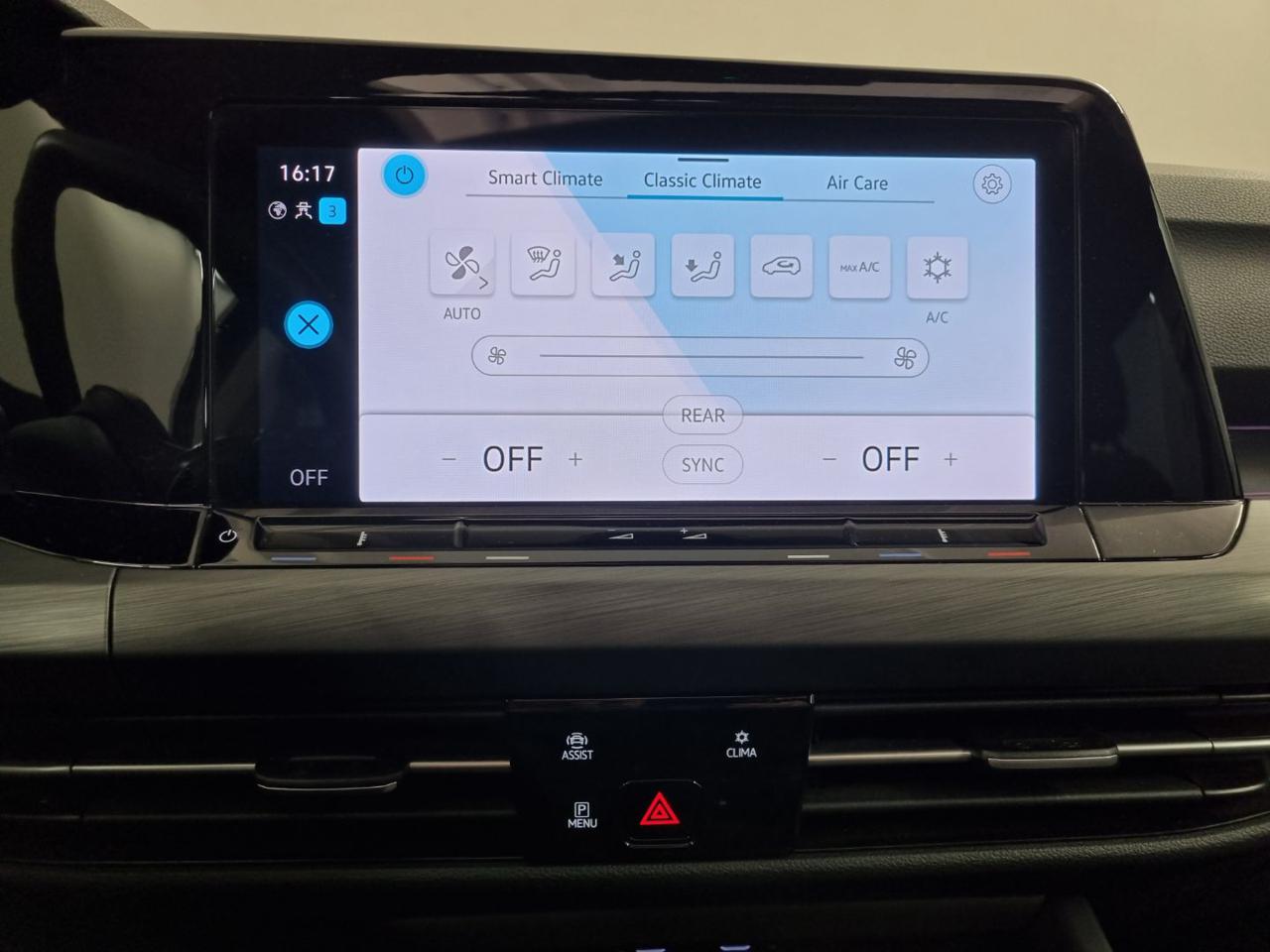 VOLKSWAGEN Golf 1.5 eTSI 130 CV EVO ACT DSG Style - 14