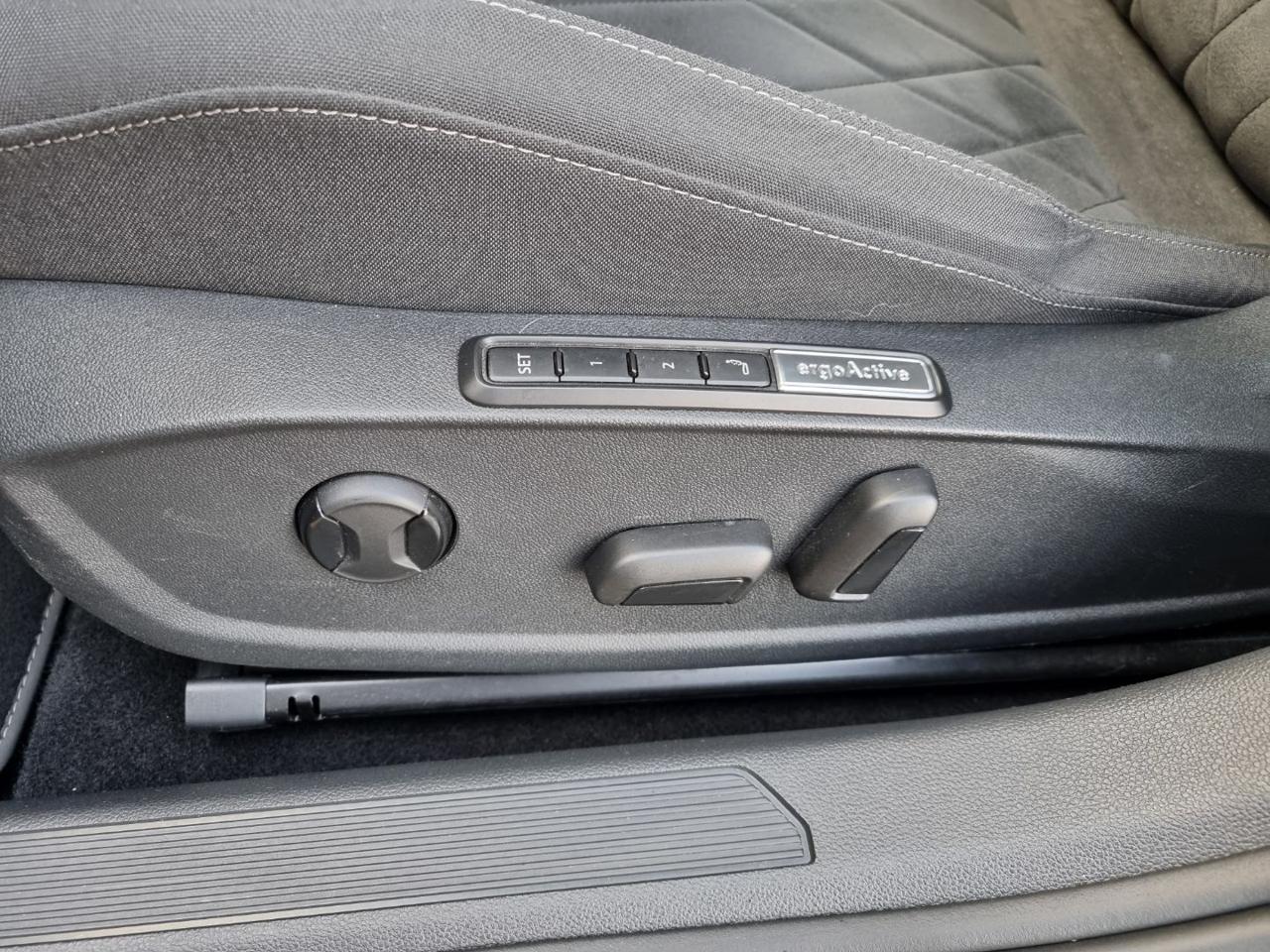 VOLKSWAGEN Golf 1.5 eTSI 130 CV EVO ACT DSG Style - 34