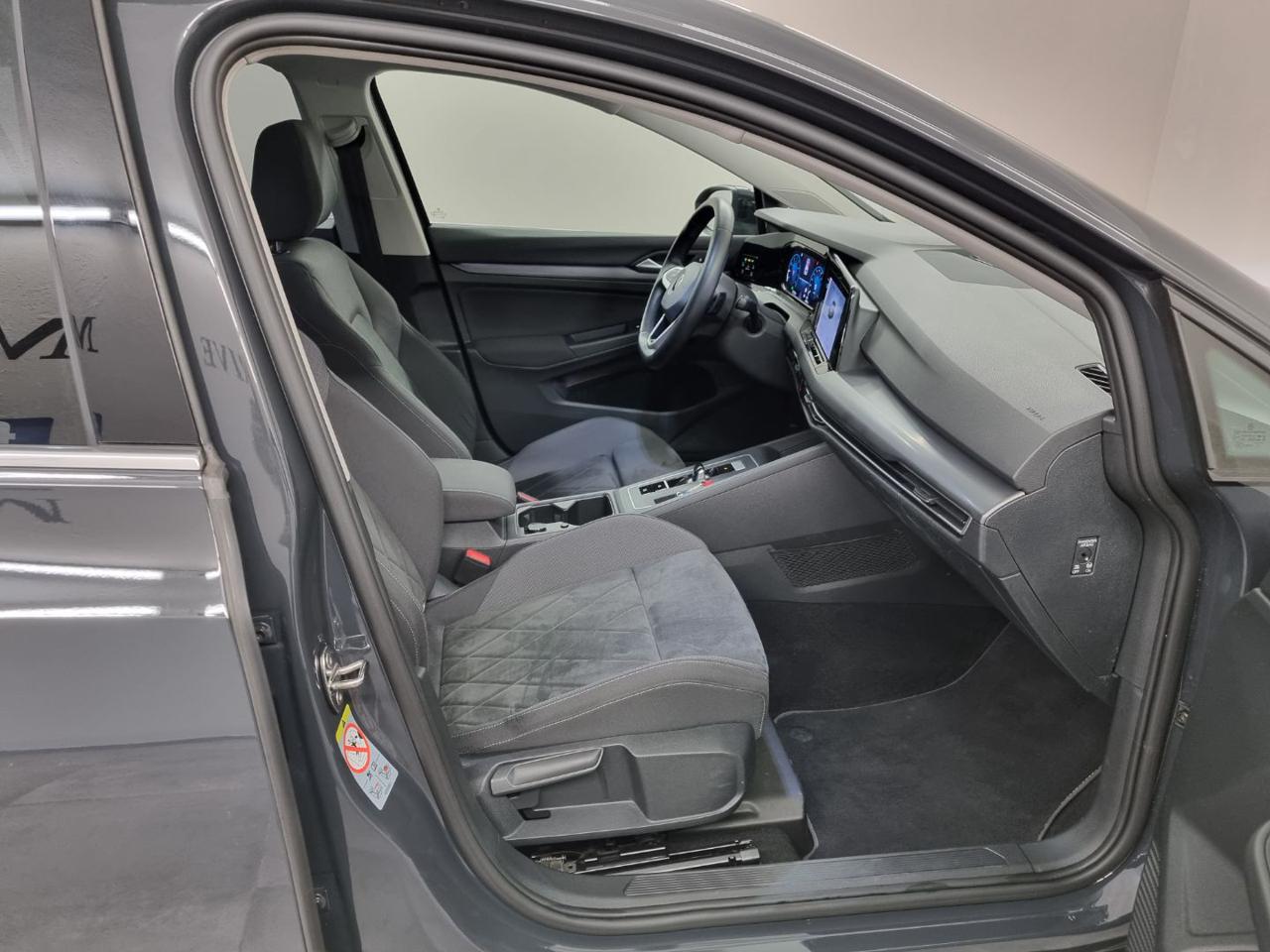 VOLKSWAGEN Golf 1.5 eTSI 130 CV EVO ACT DSG Style - 9