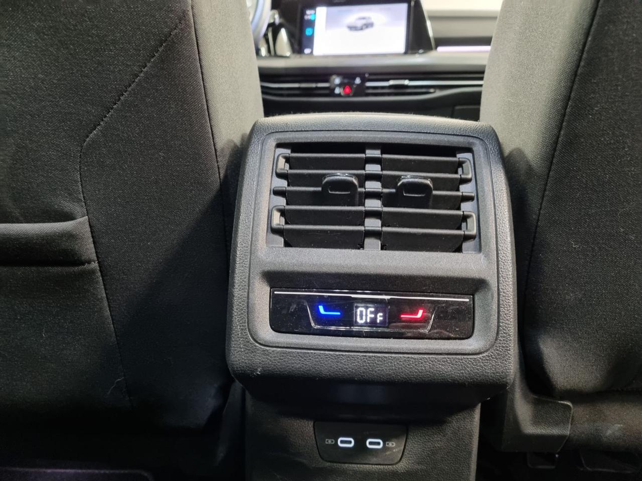 VOLKSWAGEN Golf 1.5 eTSI 130 CV EVO ACT DSG Style - 18