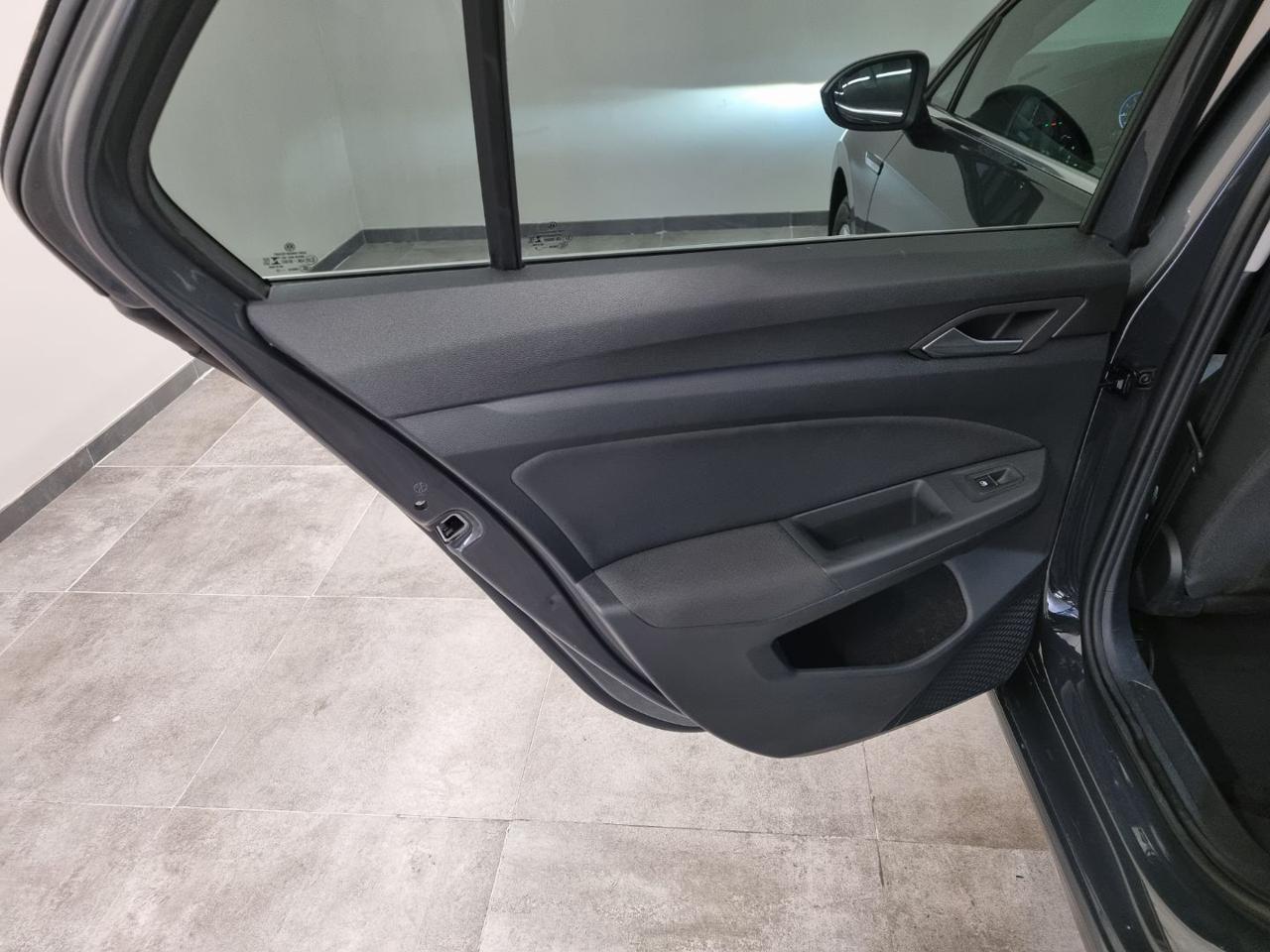 VOLKSWAGEN Golf 1.5 eTSI 130 CV EVO ACT DSG Style - 22