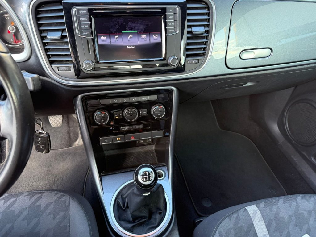 VOLKSWAGEN Maggiolino 1.2 TSI Design BlueMotion Technology - 15