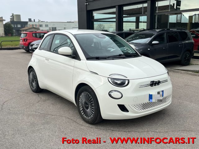 FIAT 500e Bianco metallizzato