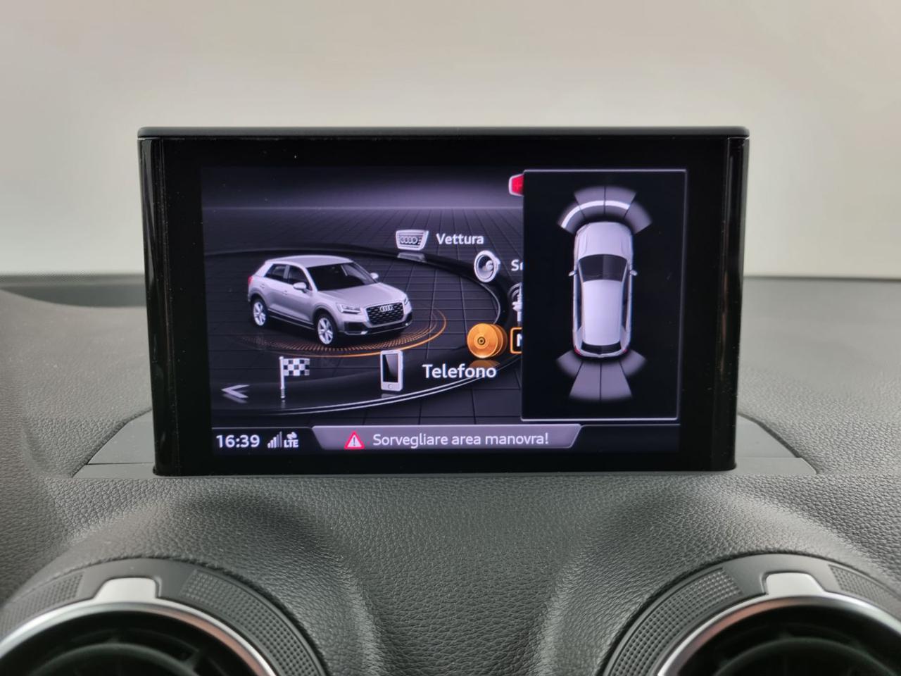 AUDI Q2 35 TFSI S tronic Identity Black - 12