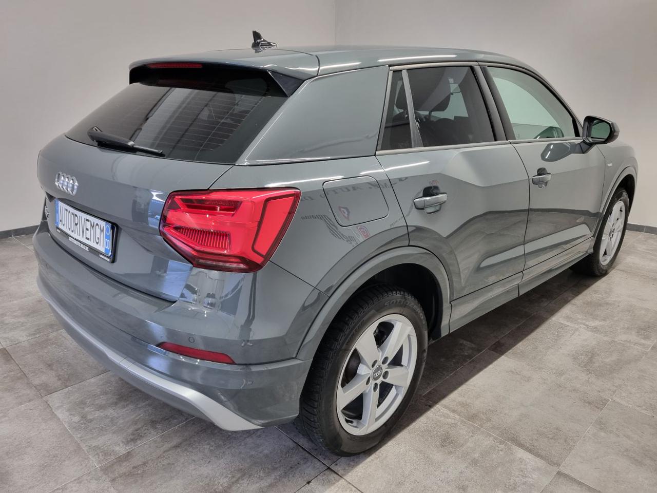 AUDI Q2 35 TFSI S tronic Identity Black - 20