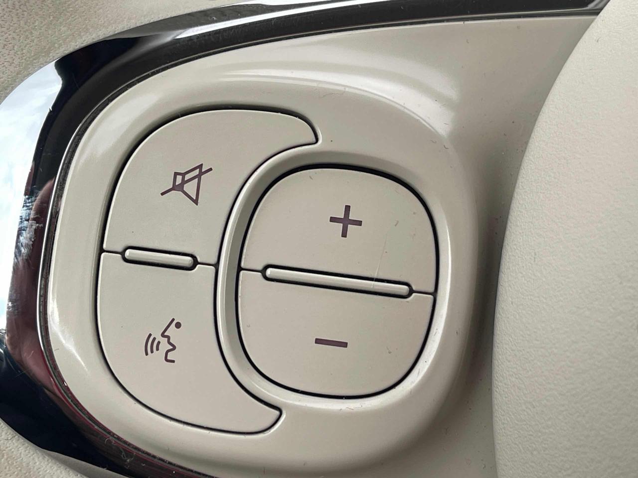 FIAT 500 1.0 Hybrid Red - 9