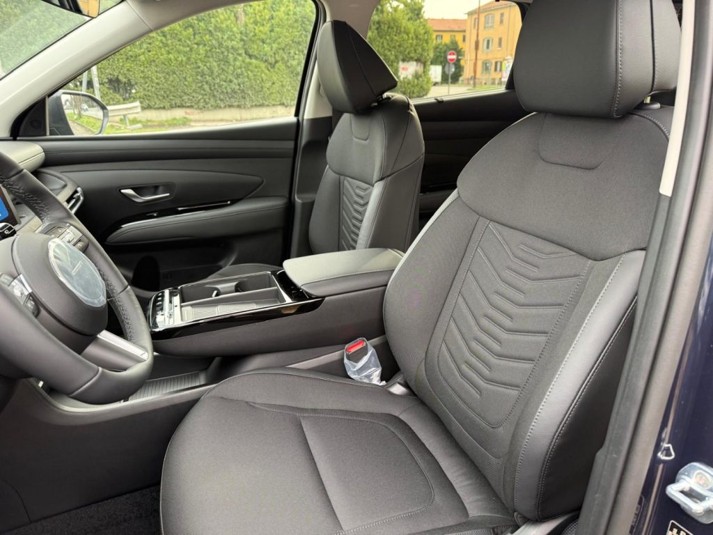 HYUNDAI Tucson 1.6 HEV 215cv aut.Exellence - 25