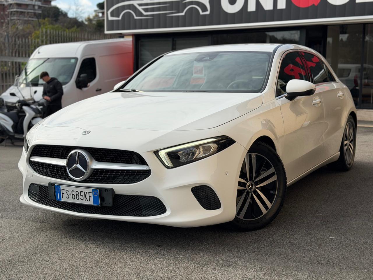 MERCEDES-BENZ A 180 d Automatic Sport (NESSUN VINCOLO) - 4