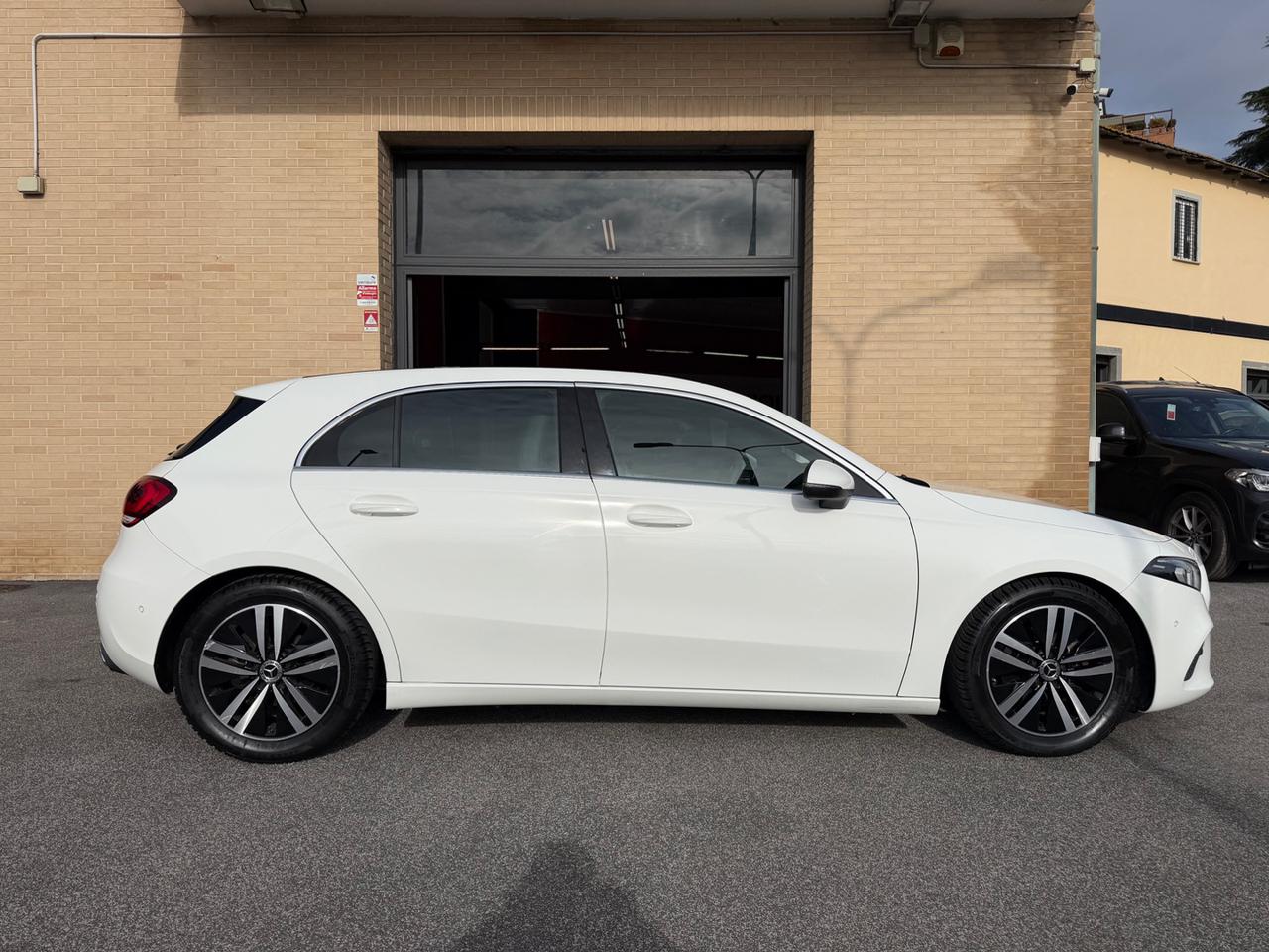 MERCEDES-BENZ A 180 d Automatic Sport (NESSUN VINCOLO) - 16