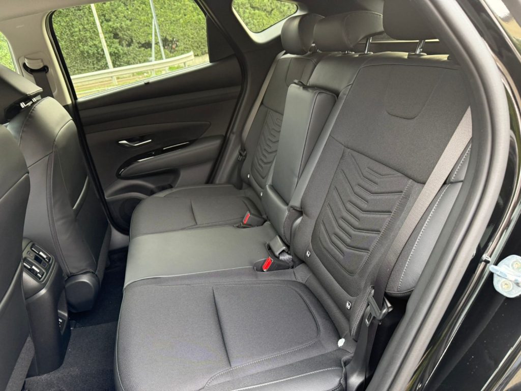 HYUNDAI Tucson 1.6 HEV 215cv aut.Exellence - 29