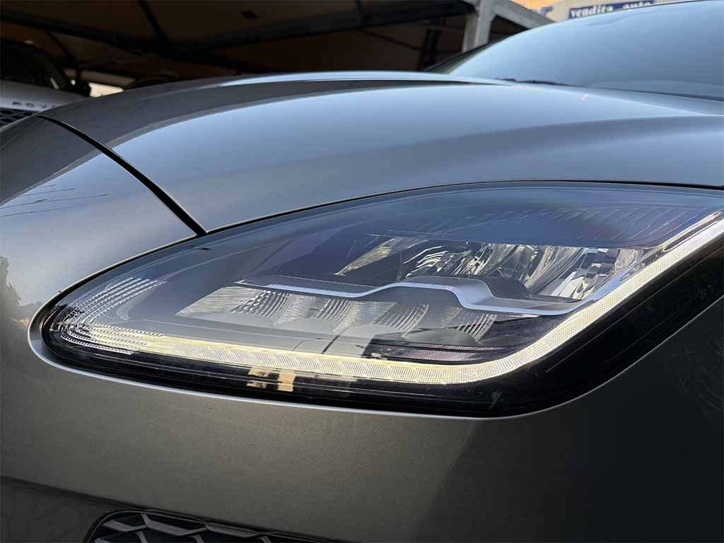 JAGUAR E-Pace 2.0d i4 SE awd TELECAMERA POST. APPLE CARPLAY - 9