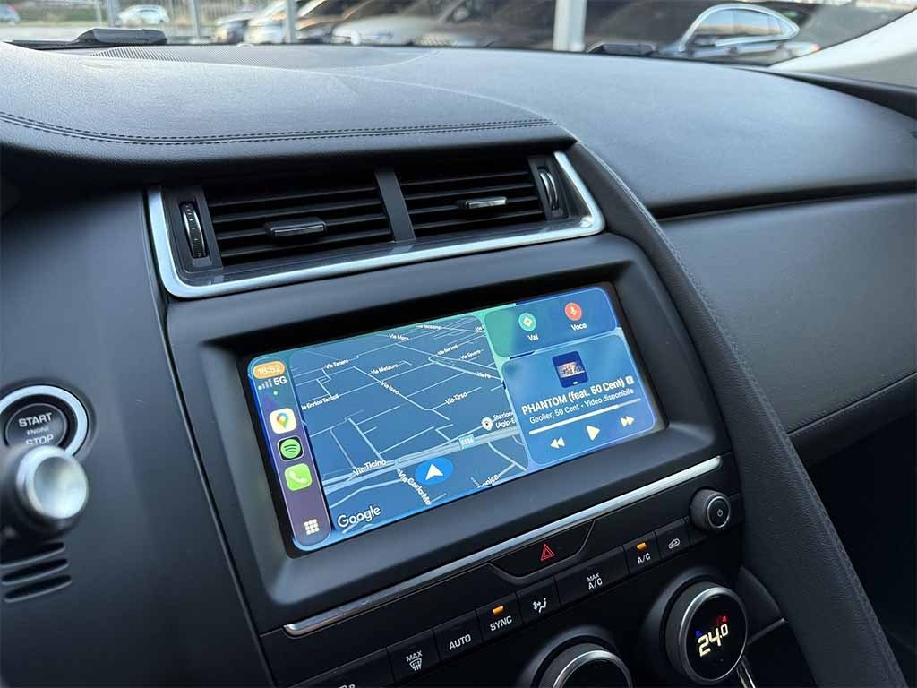 JAGUAR E-Pace 2.0d i4 SE awd TELECAMERA POST. APPLE CARPLAY - 22