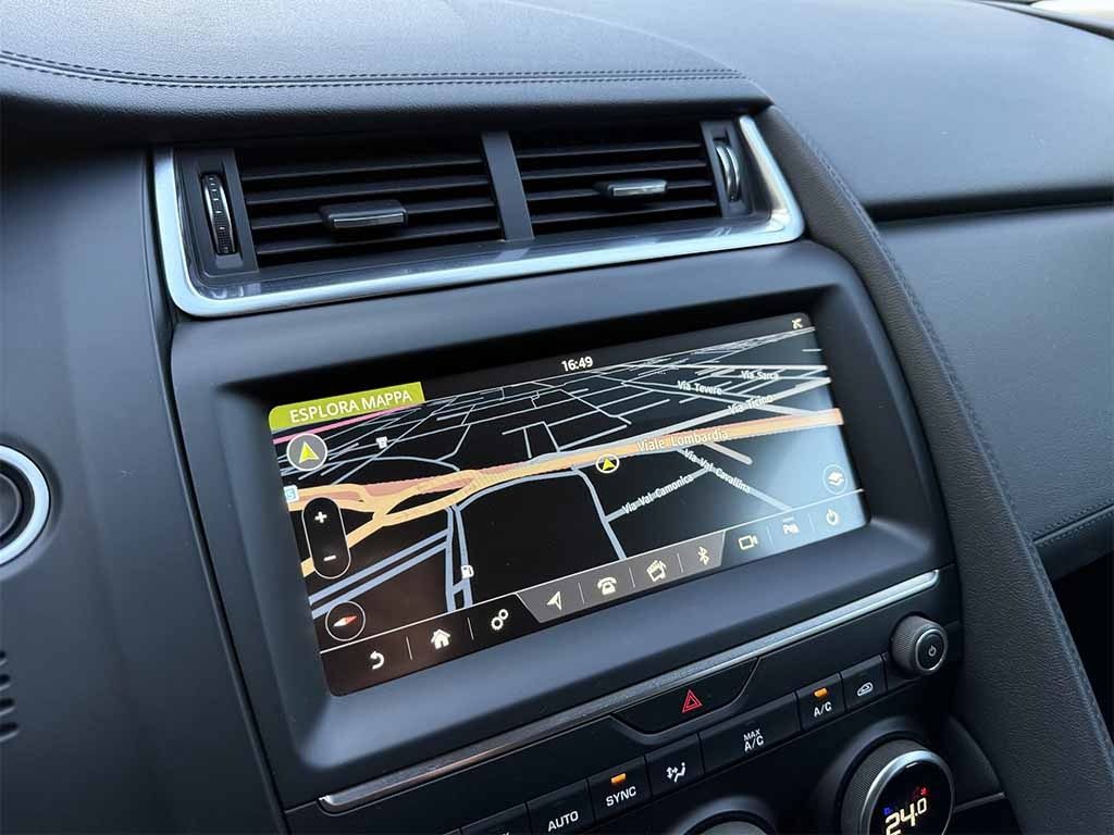 JAGUAR E-Pace 2.0d i4 SE awd TELECAMERA POST. APPLE CARPLAY - 20