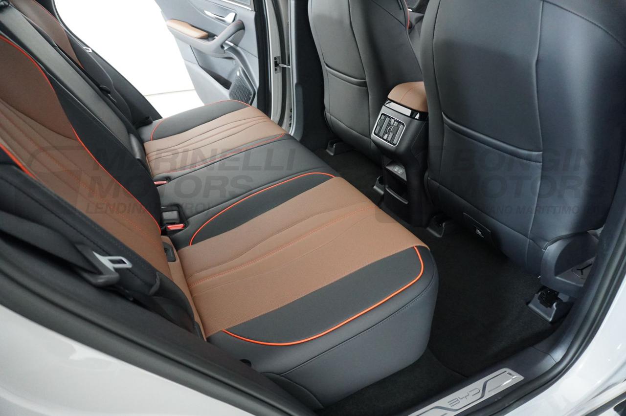 BYD Seal U DM-I 1.5 PHEV BOOST 2WD - 13