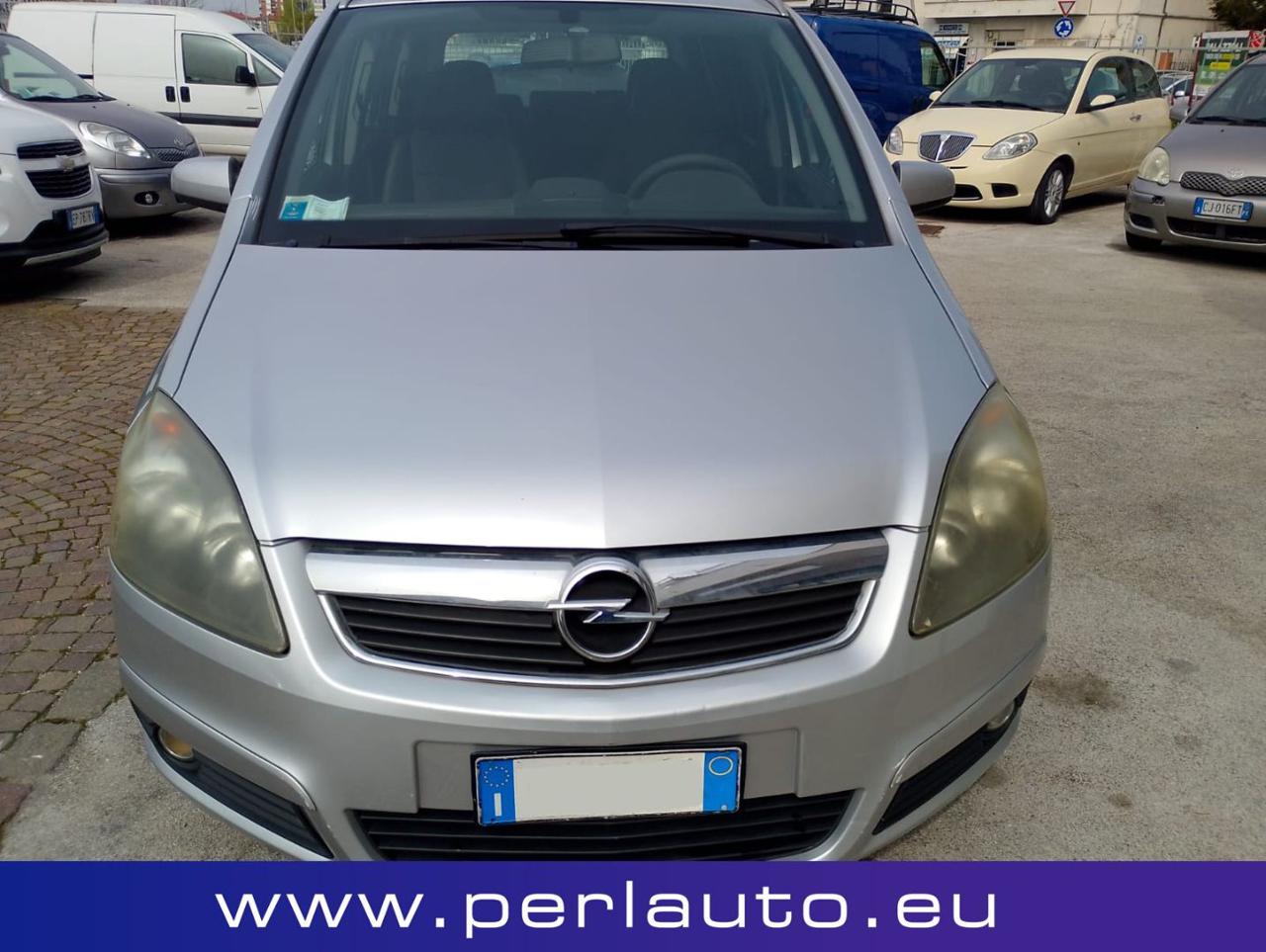 OPEL Zafira 1.9 CDTI 120CV Cosmo - 2
