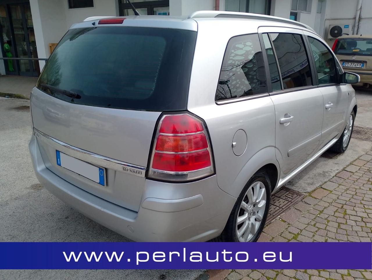 OPEL Zafira 1.9 CDTI 120CV Cosmo - 4