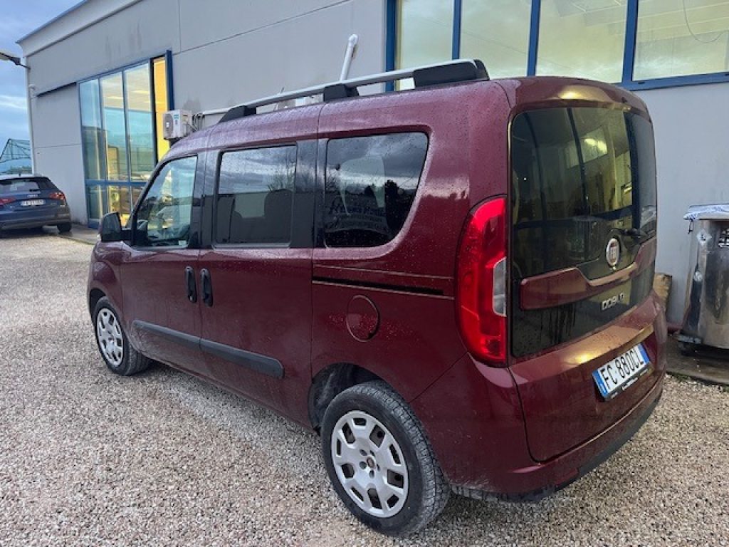 FIAT Doblo Doblò 1.6 MJT 16V 95CV Easy 7 posti - 3