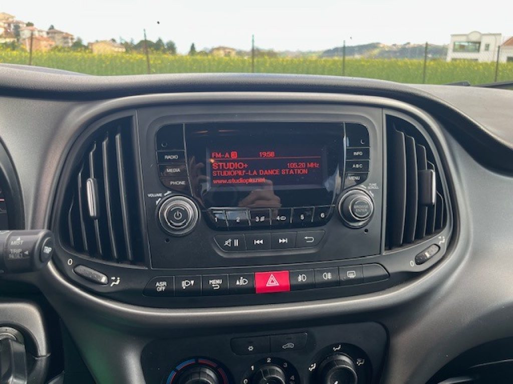 FIAT Doblo Doblò 1.6 MJT 16V 95CV Easy 7 posti - 12
