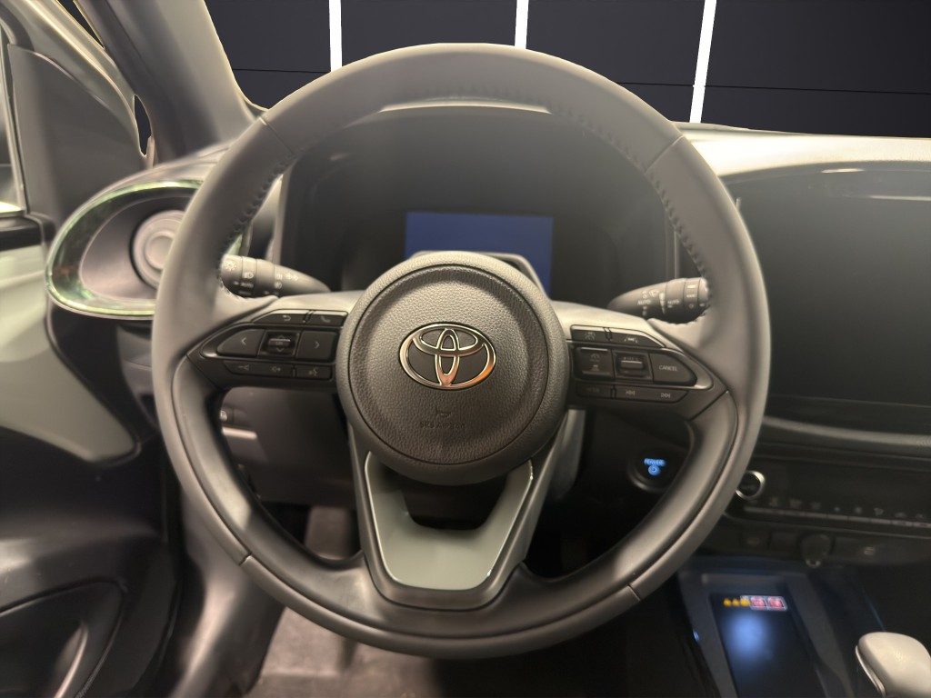 TOYOTA Aygo X 1.5 Hybrid 115 CV 5 porte Premium - 10