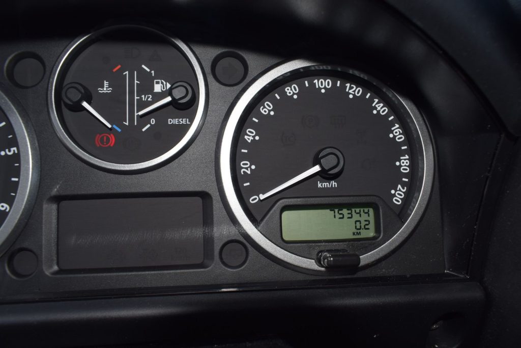 LAND ROVER Defender Defender 110 2.2 TD4 Station Wagon SE N1 AUTOCARRO - 16