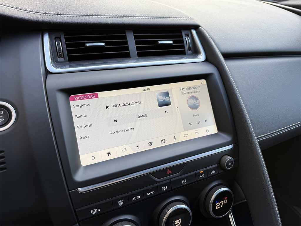 JAGUAR E-Pace 2.0d i4 R-Dynamic awd TETTO TELECAMERA IVA ESPOSTA - 17