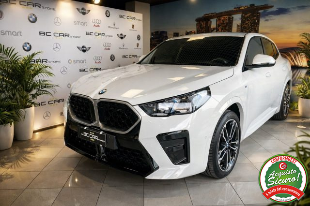 BMW X2 Bianco pastello