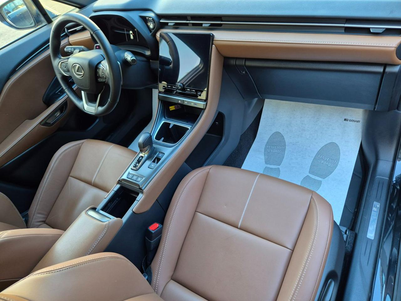 LEXUS LBX Hybrid Relax - 12