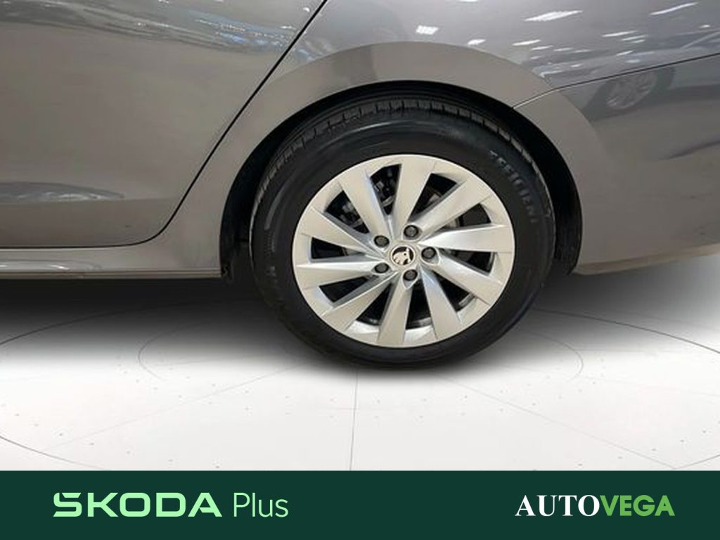 SKODA Octavia wagon 2.0 tdi selection 150cv dsg - 19