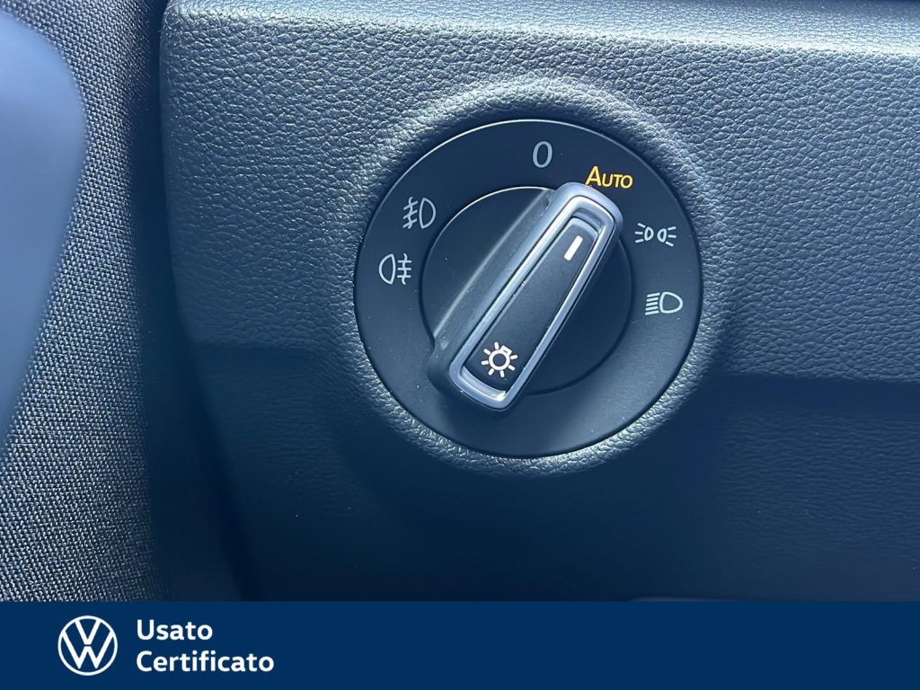 VOLKSWAGEN T-Roc 2.0 tdi business 115cv - 17