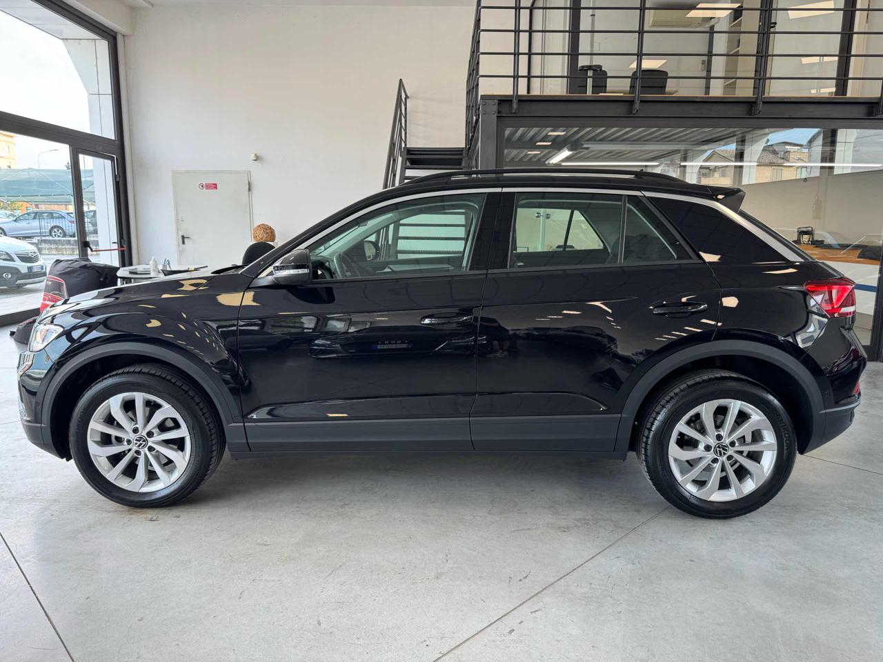 VOLKSWAGEN T-Roc 1.0 TSI Life - 21