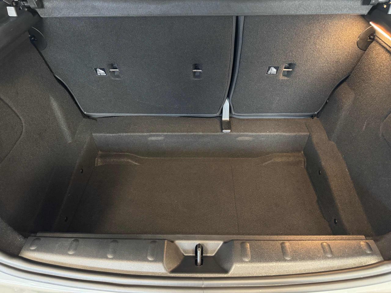 MINI Cooper 1.5 Cooper Camden 5 porte Cambio Automatico - 13