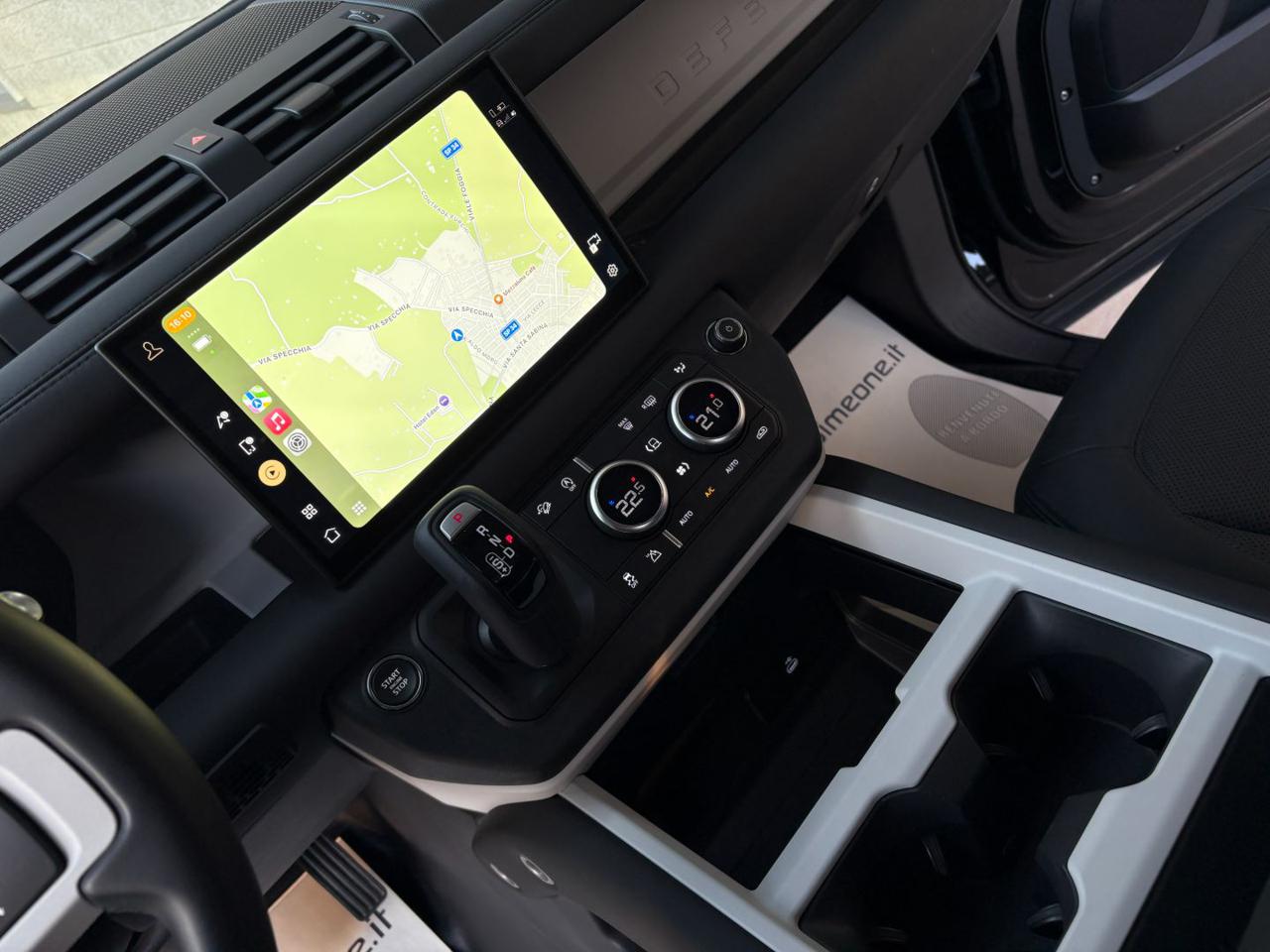 LAND ROVER Defender 90 3.0D I6 200 CV AWD Auto TOTAL BLACK. - 22