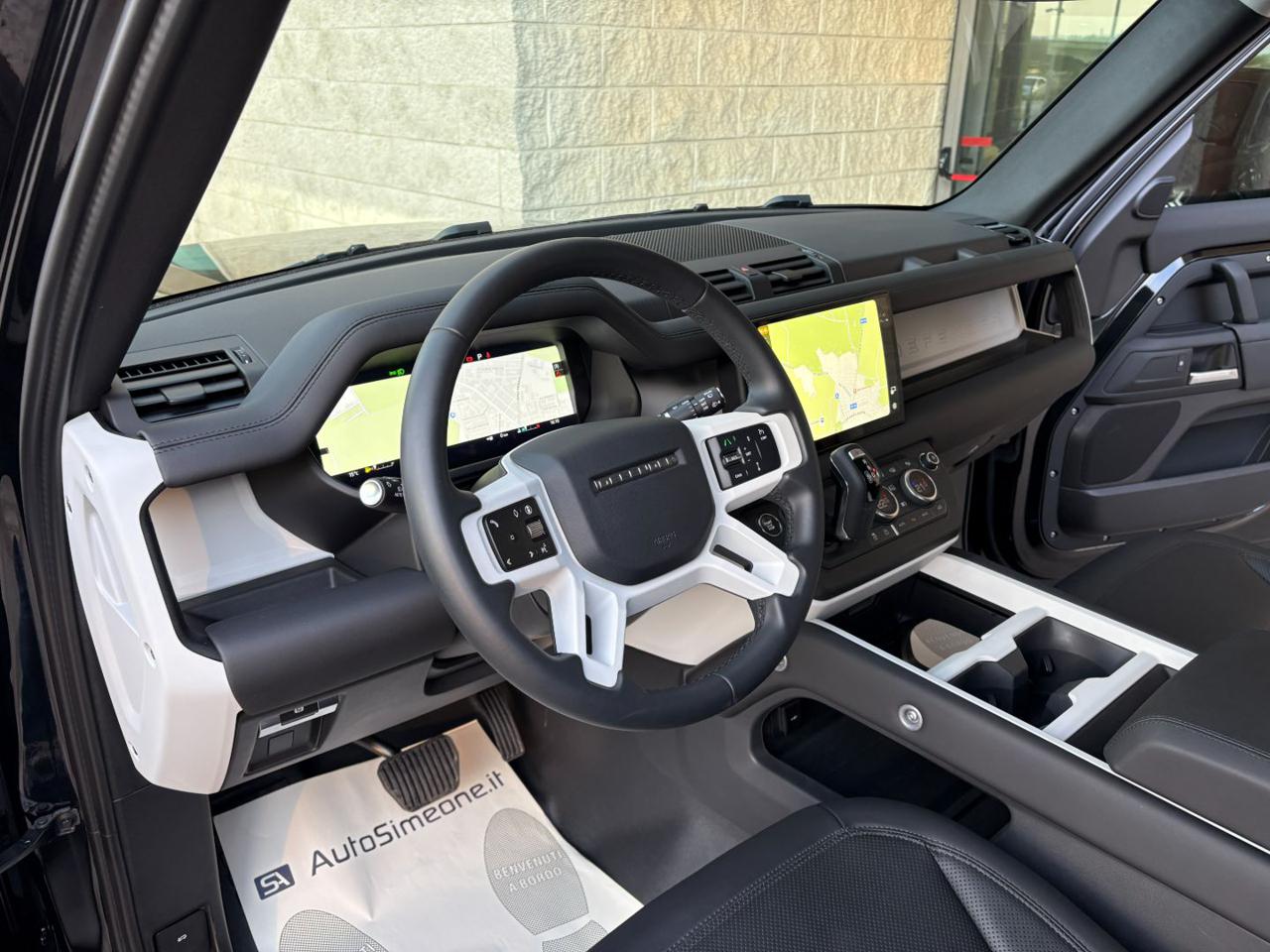 LAND ROVER Defender 90 3.0D I6 200 CV AWD Auto TOTAL BLACK. - 12