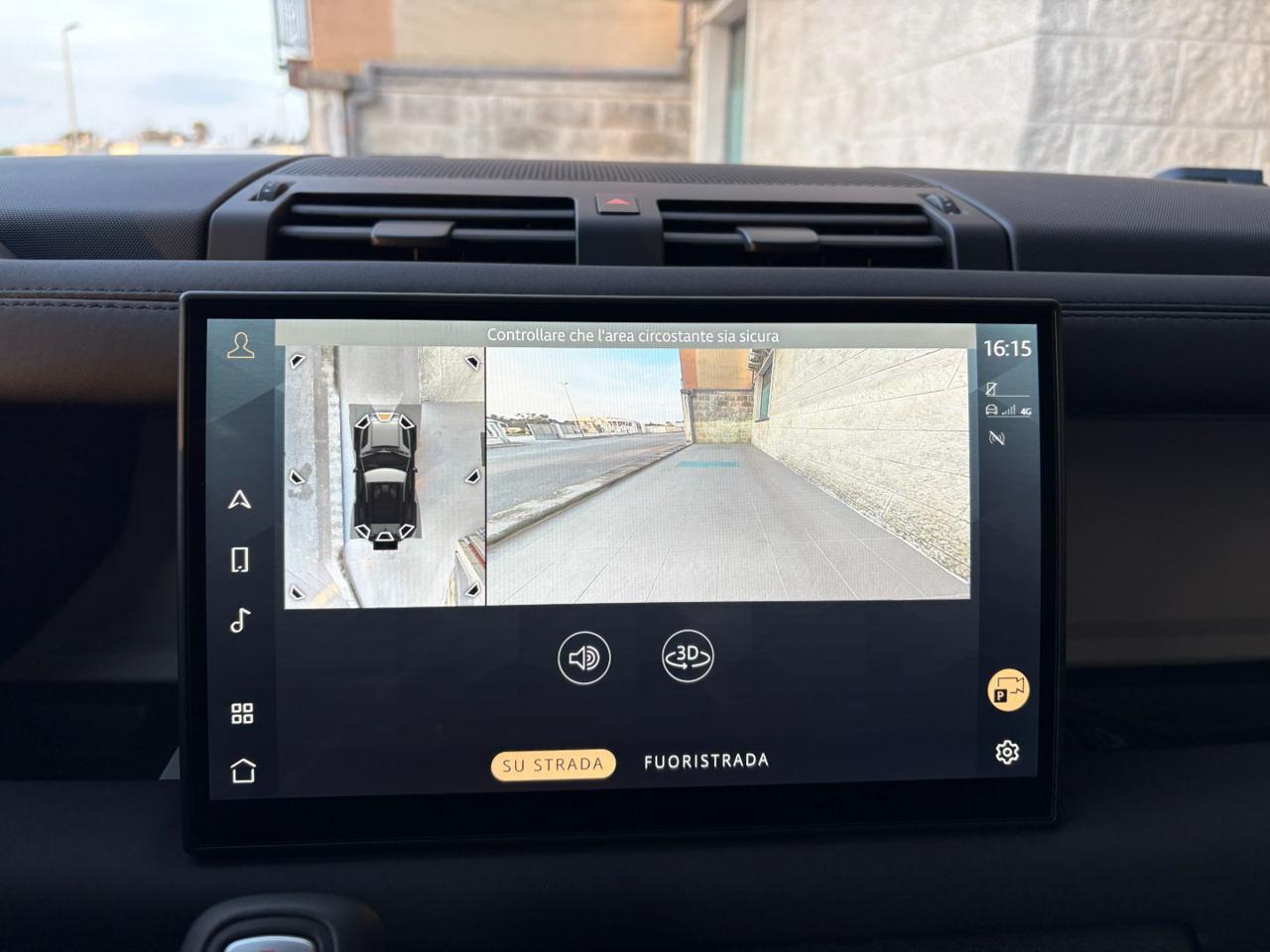 LAND ROVER Defender 90 3.0D I6 200 CV AWD Auto TOTAL BLACK. - 43