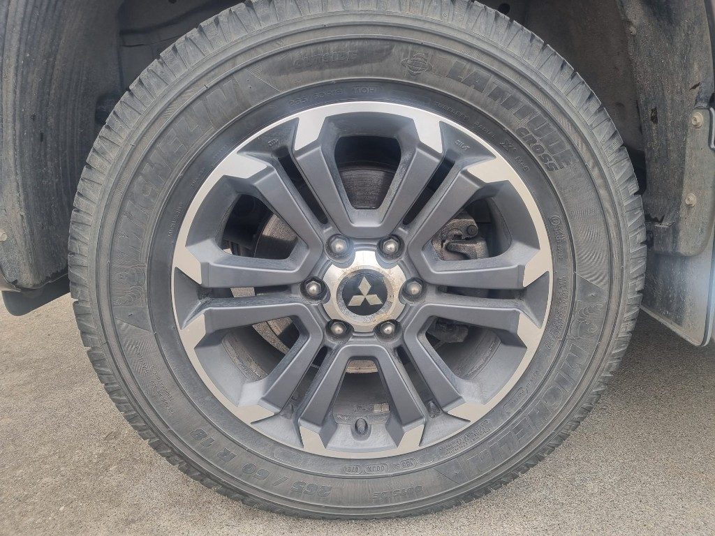 MITSUBISHI L200 2.3 D Double Cab 4x4  Intense aut. - 9