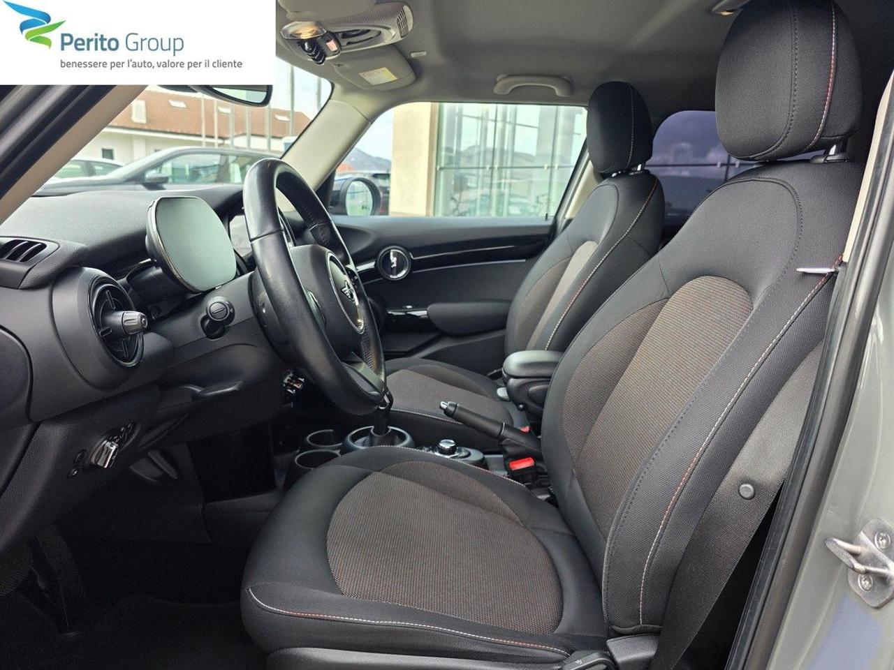 MINI Cooper 1.5 Cooper Business 5 porte - 8